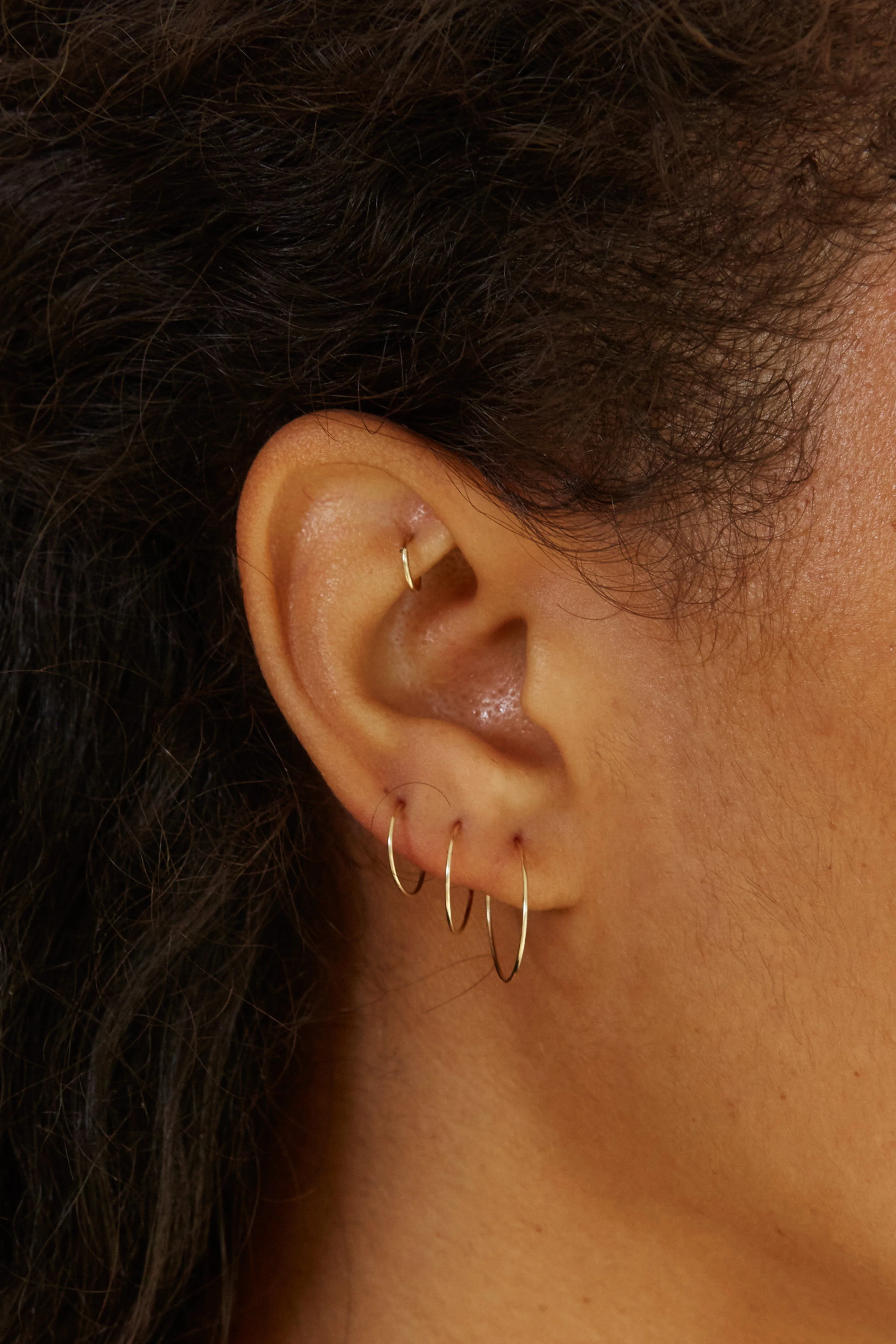14K 302 Mini Hoops
