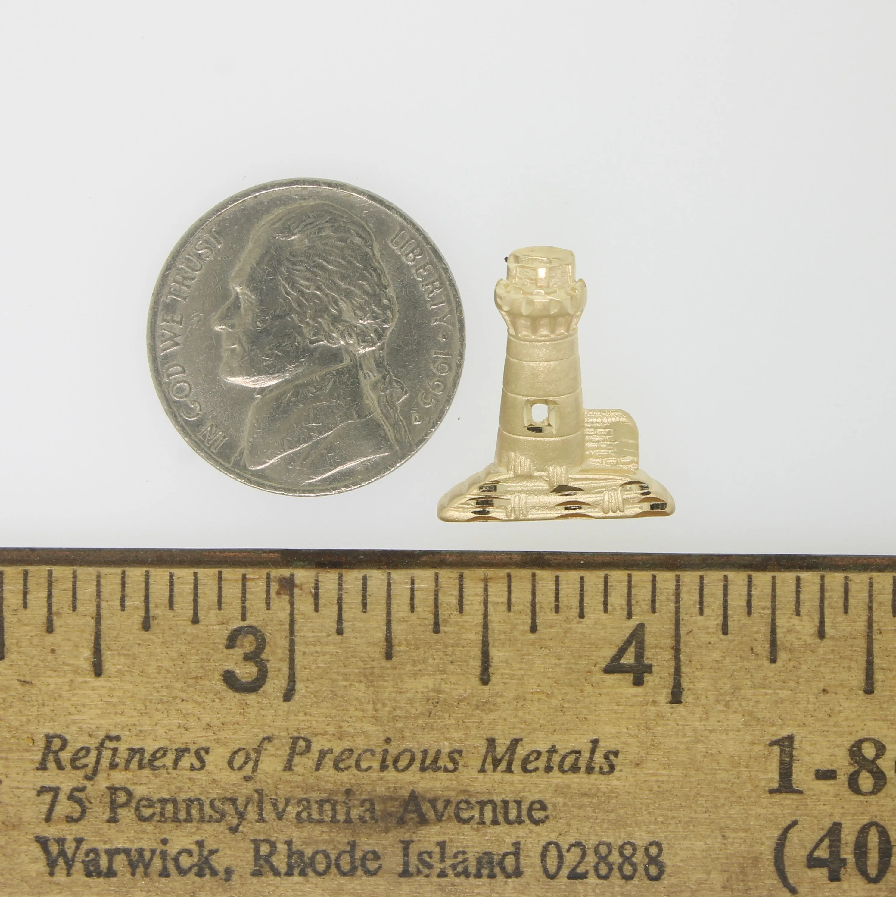 14k Yellow Gold Diamond-Cut Lighthouse Earrings from our Estate Collection