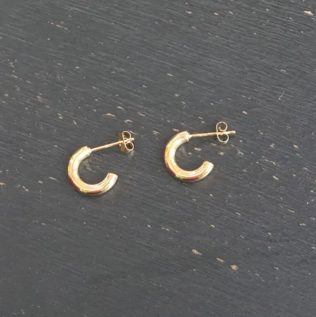 18K Gold-Filled Open Stud Earrings