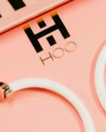 Hoop Earrings in White | White