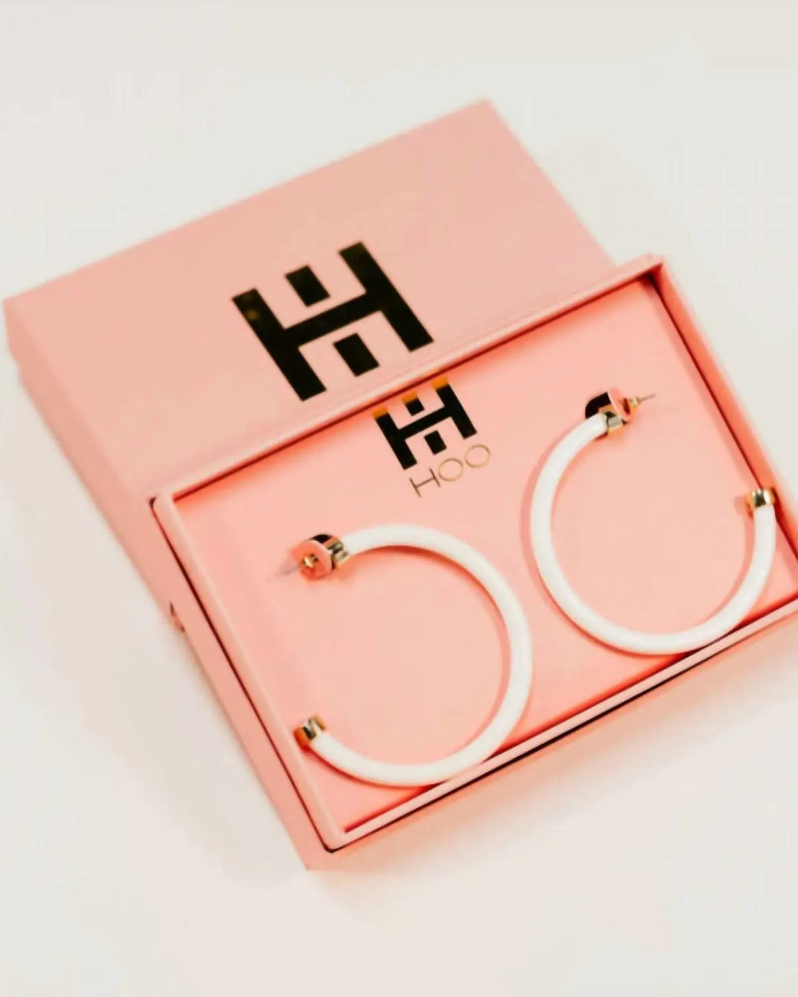 Hoop Earrings in White | White