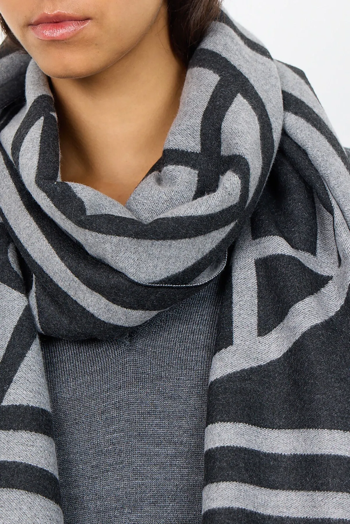 LR-HARTLEY 1 Scarf Dark grey