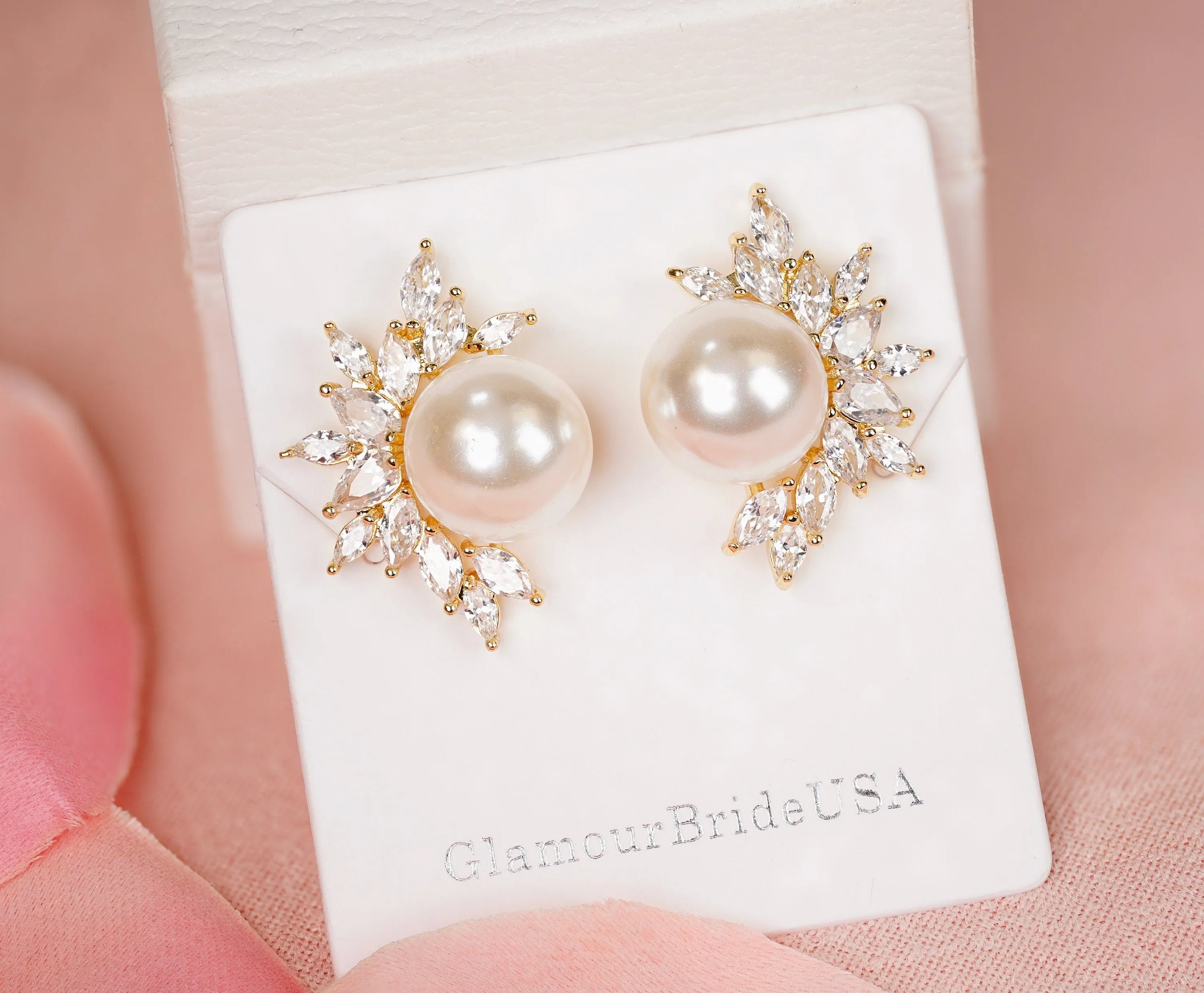 Pearl Bridal Stud Earrings - Samantha