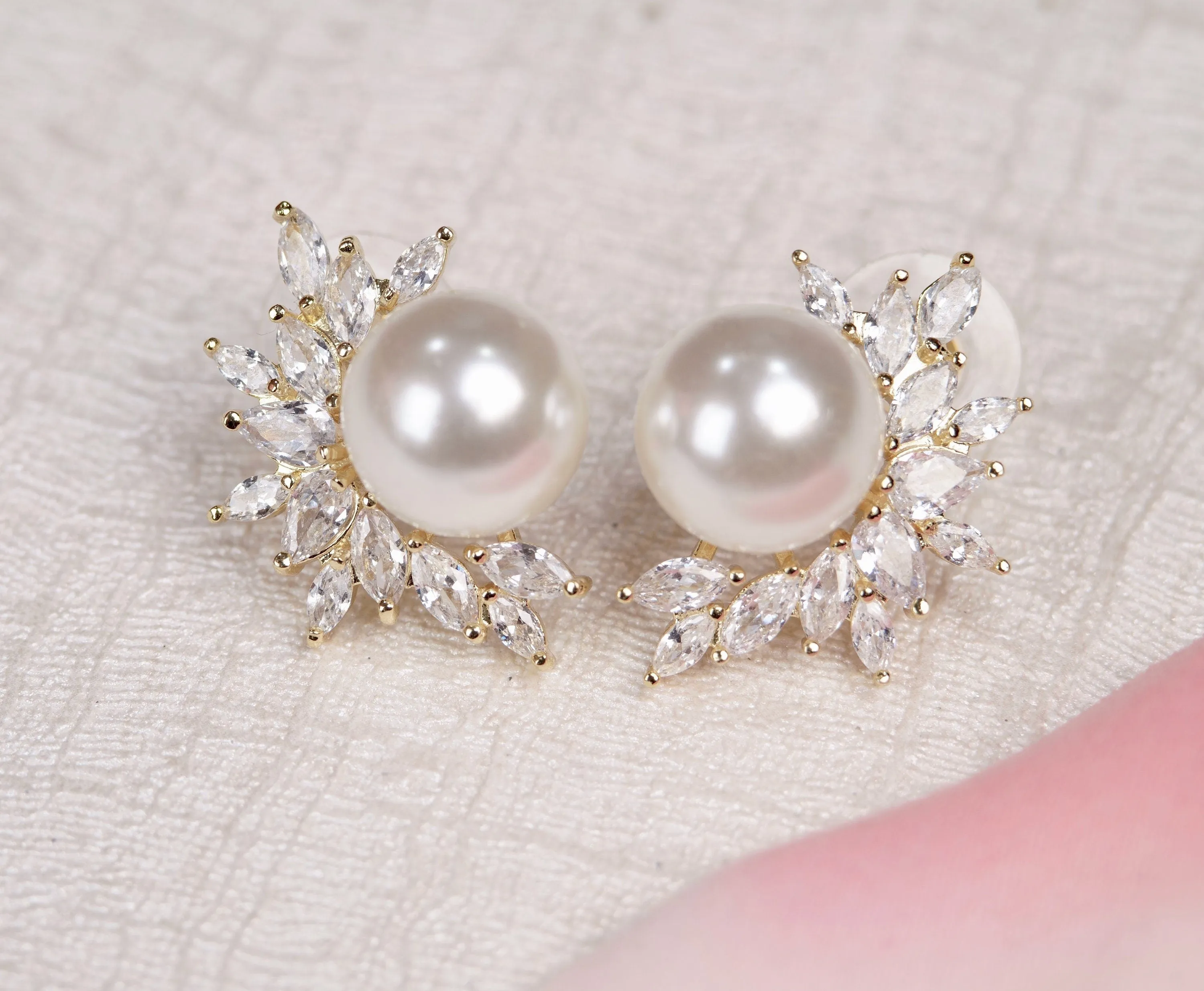 Pearl Bridal Stud Earrings - Samantha