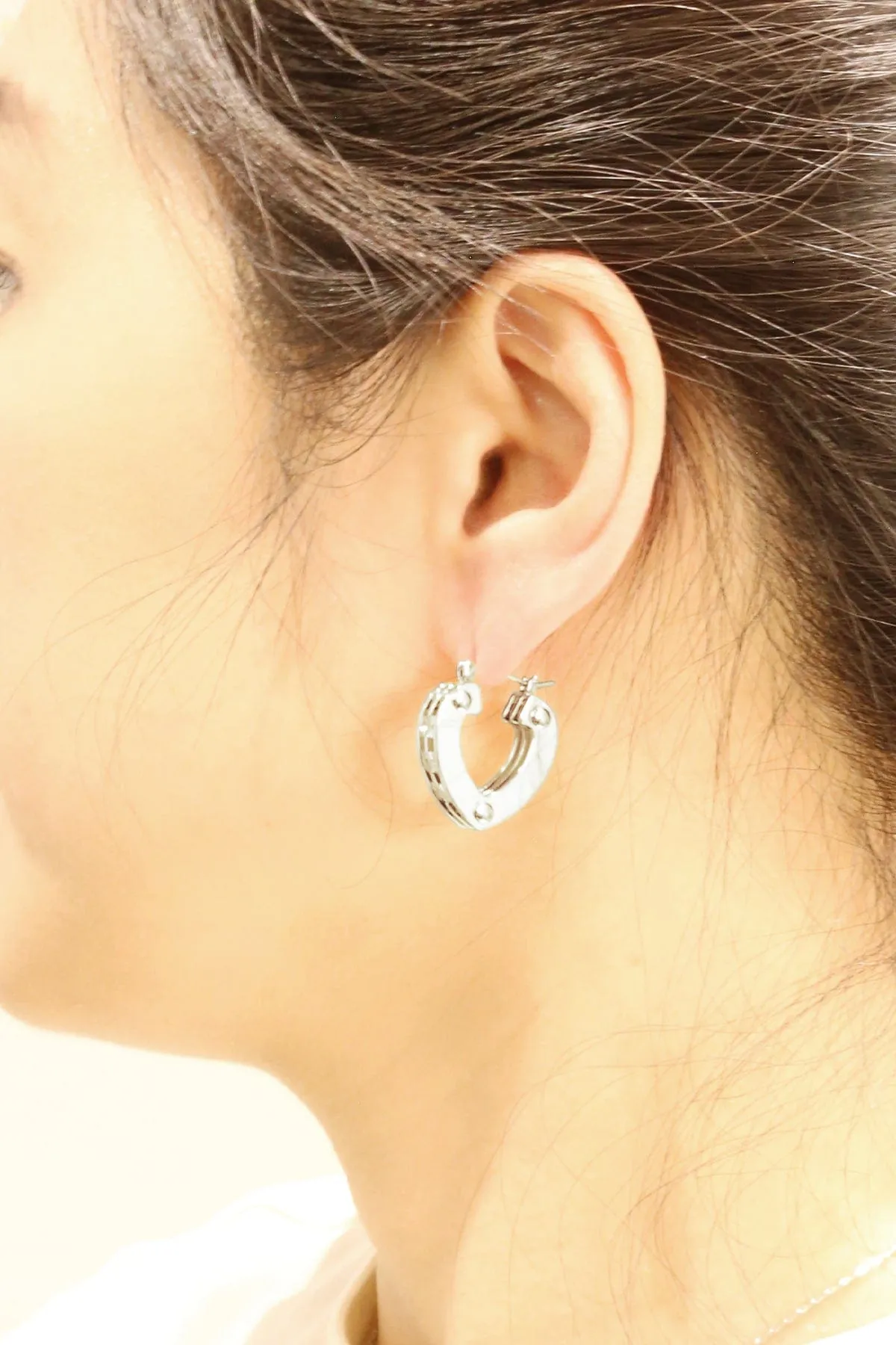 SJE311028 14K Trio Layer Heart Pincatch Earrings
