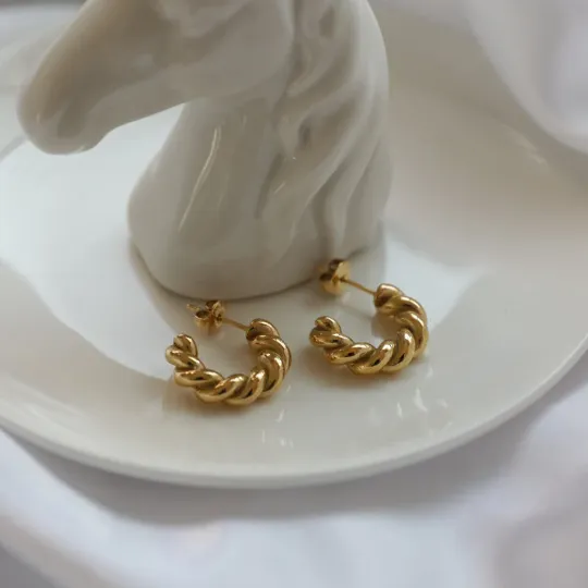 Twisted Open Hoops